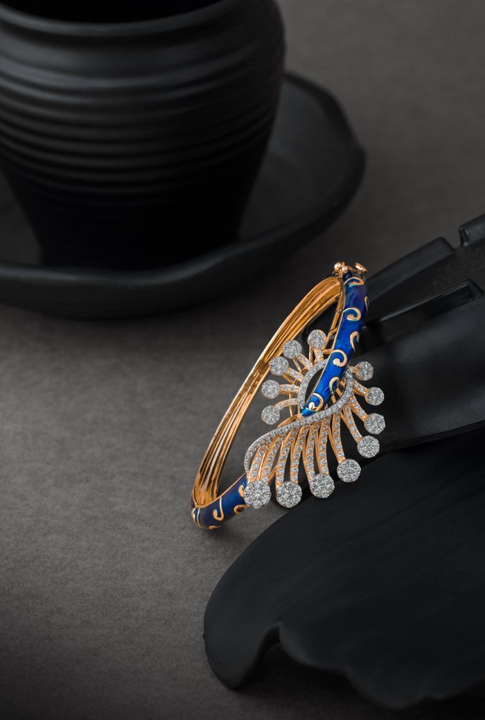 Exquisite bracelet featuring diamonds and intricate design, perfect for luxury fashion statements.